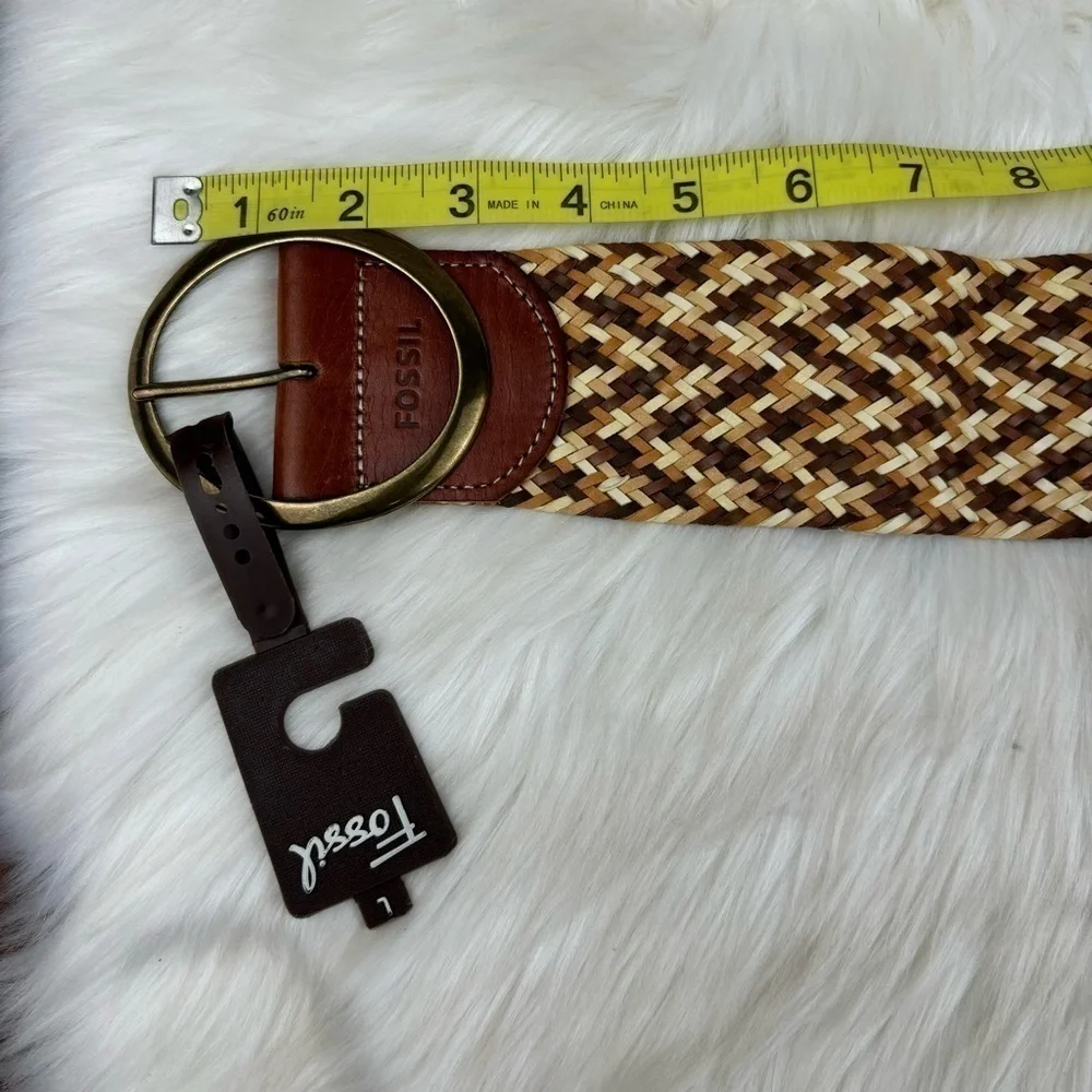 FOSSIL STRAW STYLE BELT SIZE L Woman
